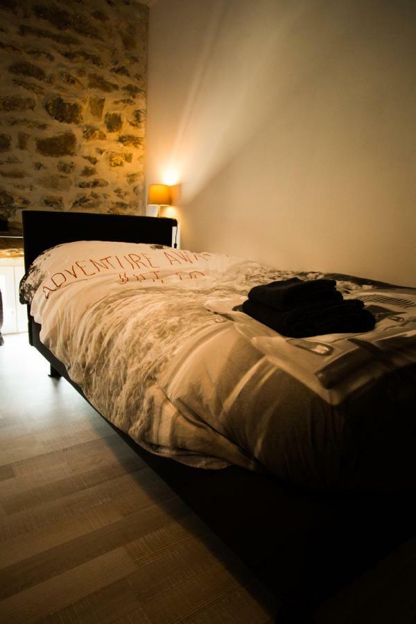 Gites Du Tellin Couvin Buitenkant foto