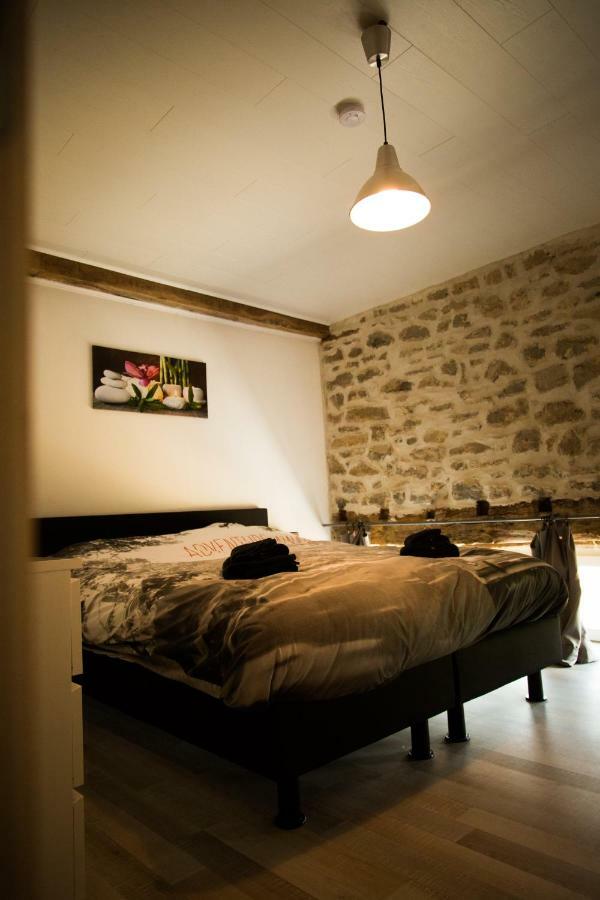 Gites Du Tellin Couvin Buitenkant foto